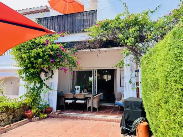 3-bedroom Town House In Estepona, Spain (120 M²)