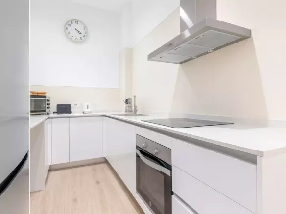 3-bedroom Apartment In Benahavis, Spain (180 M²)