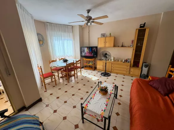 3-bedroom Apartment In Guardamar Del Segura, Spain (103 M²)