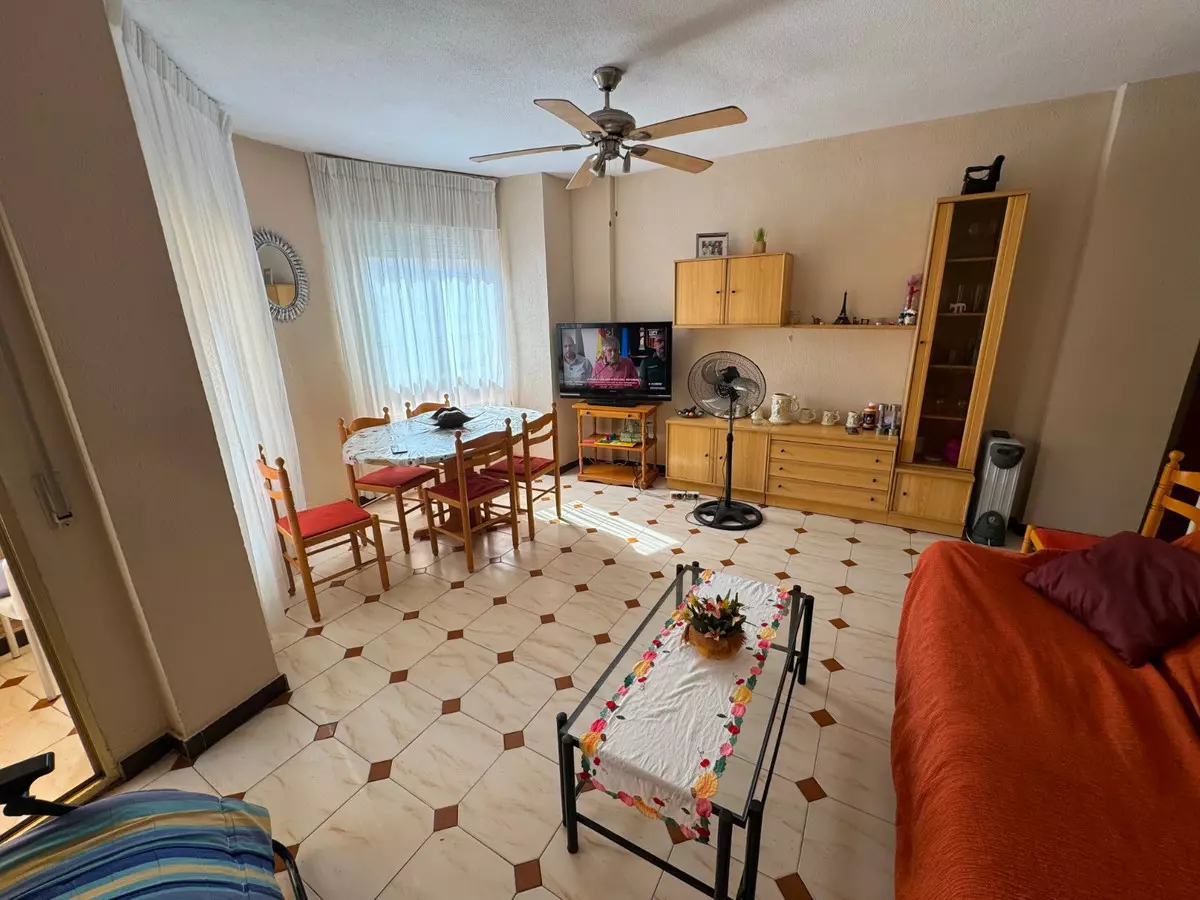 3-bedroom Apartment In Guardamar Del Segura, Spain (103 M²)