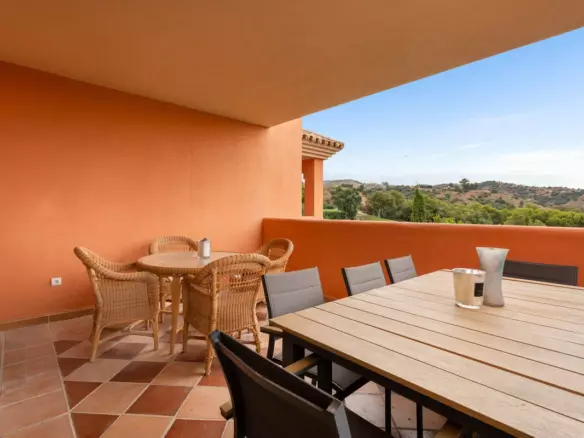 3-bedroom Apartment In Marbella, Spain (133 M²)