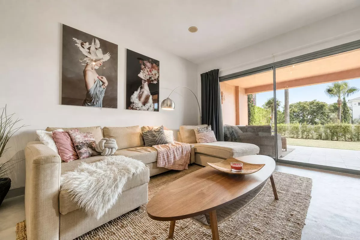2-bedroom Apartment In Málaga, Spain (117 M²)