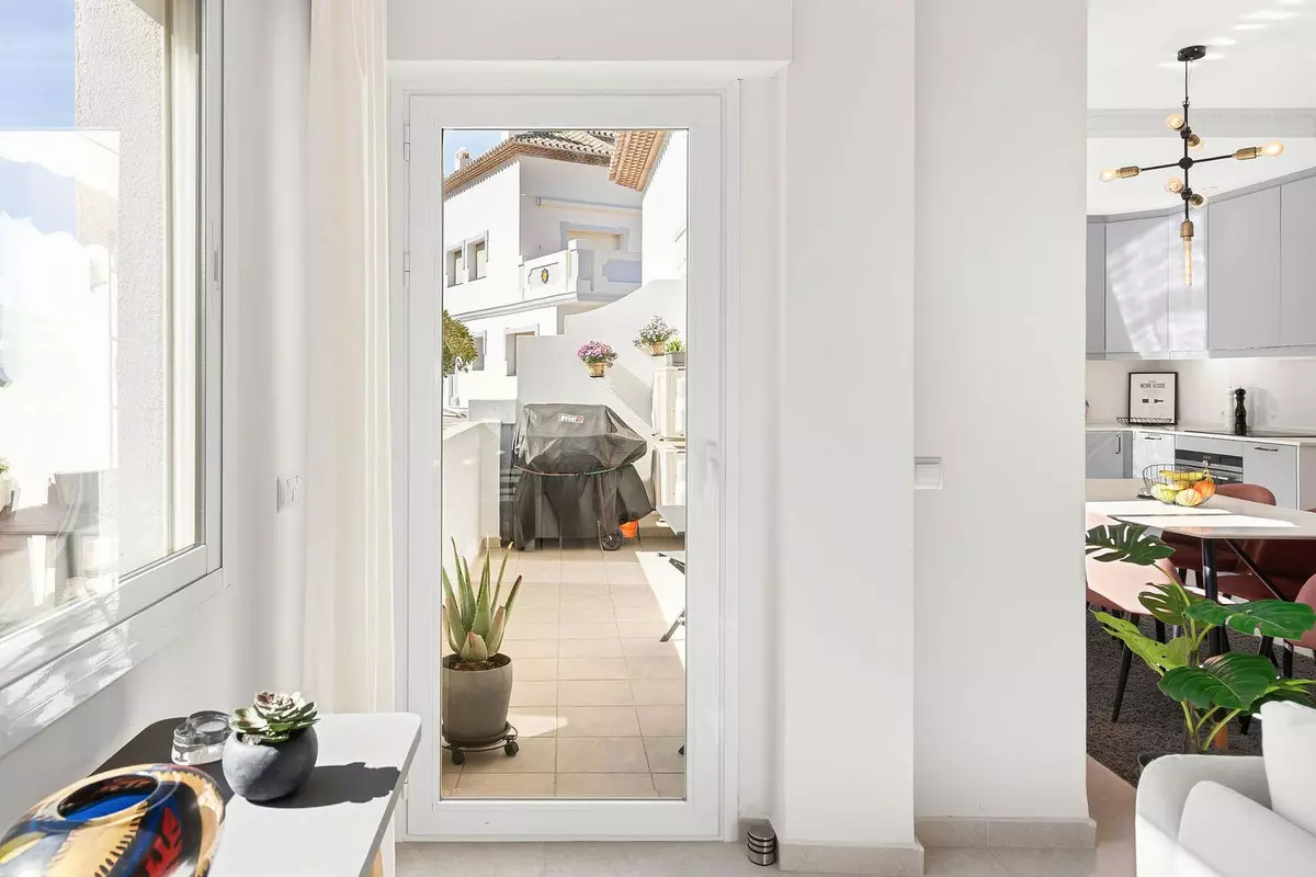 3-bedroom Apartment In Marbella, Spain (151 M²)