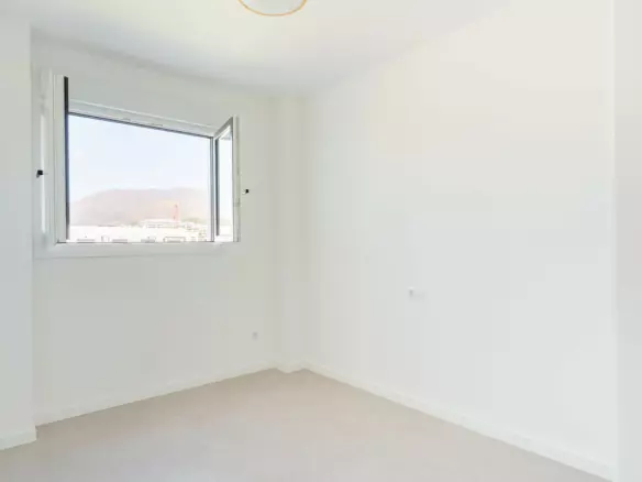 3-bedroom Apartment In Estepona, Spain (111 M²)