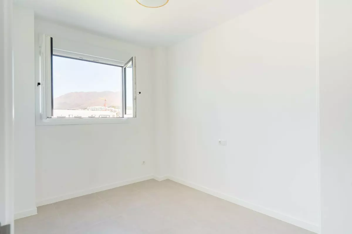 3-bedroom Apartment In Estepona, Spain (111 M²)
