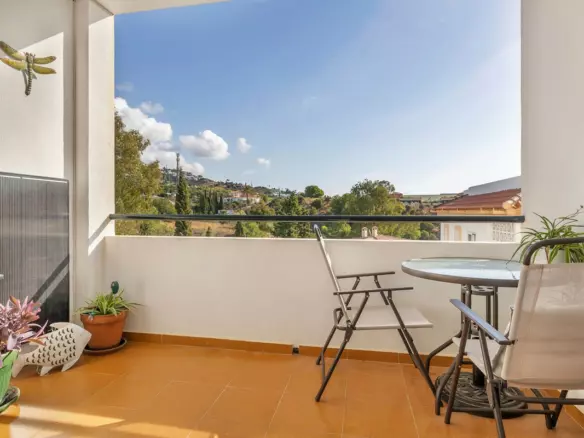 3-bedroom Apartment In Benalmádena, Spain (96 M²)