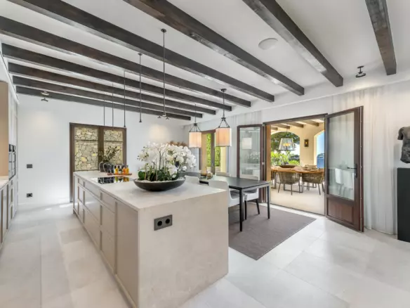 4-bedroom Villa In Andratx, Spain (416 M²)