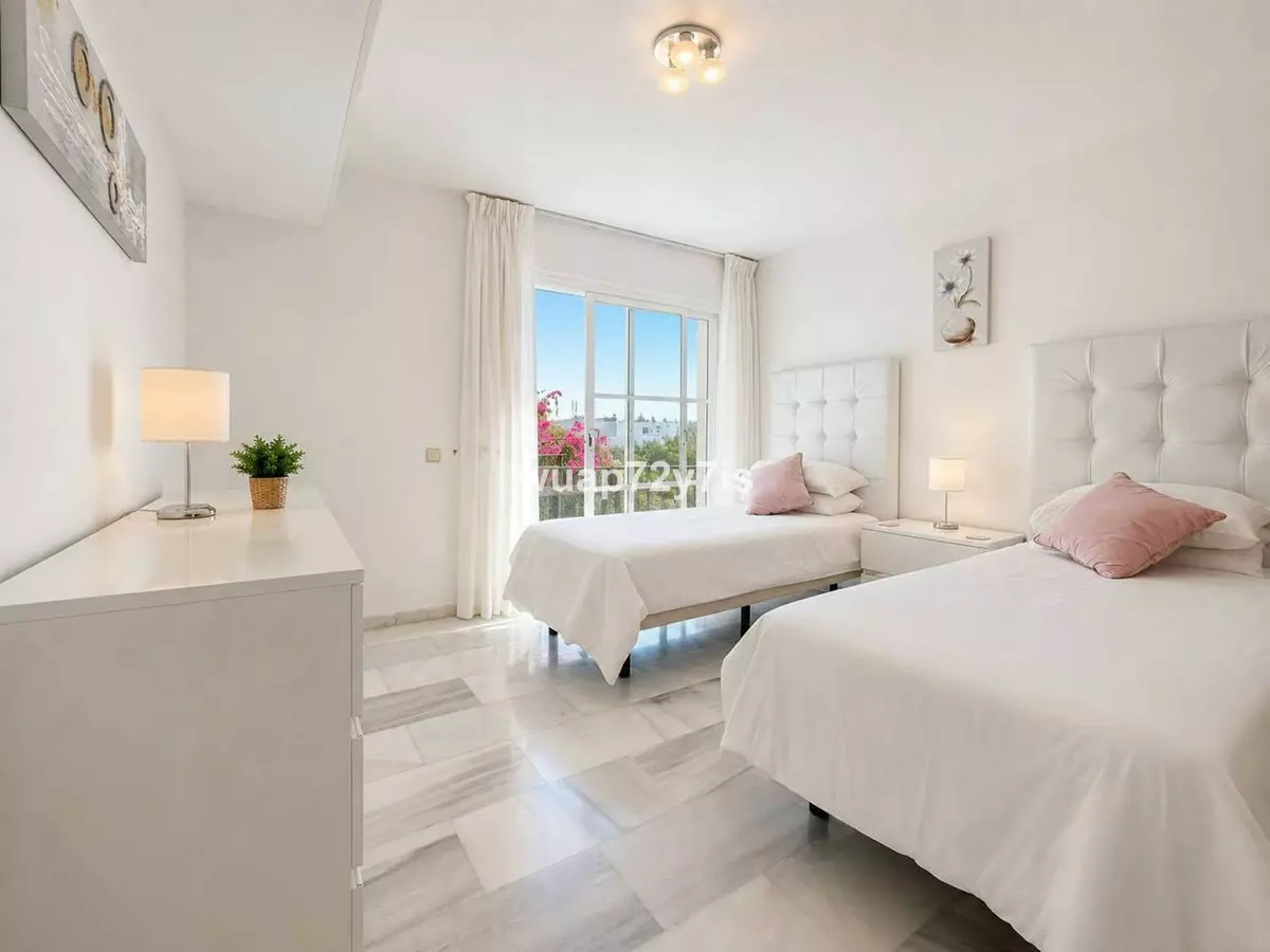 2-bedroom Town House In Estepona, Spain (116 M²)