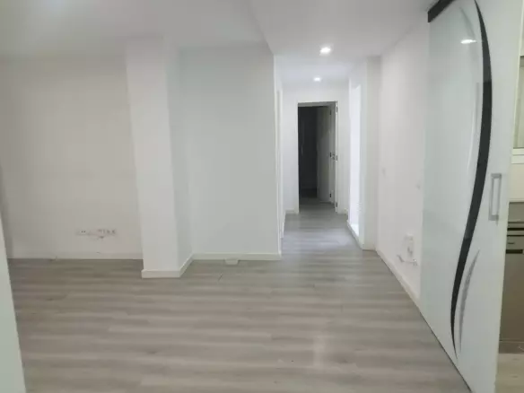 3-bedroom Apartment In Palma De Mallorca, Spain (95 M²)