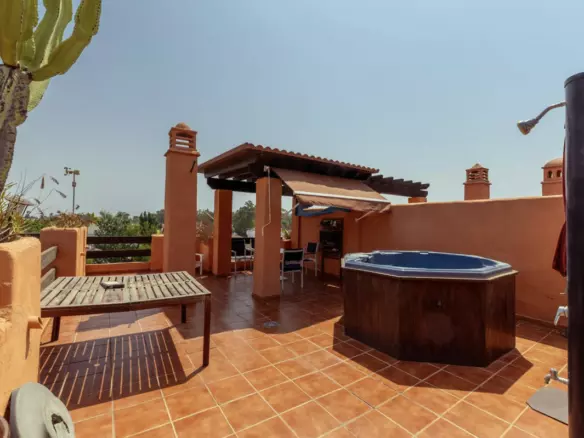 2-bedroom Apartment In Estepona, Spain (120 M²)