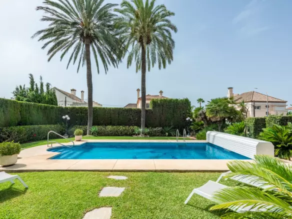 4-bedroom Villa In Marbella, Spain (346 M²)