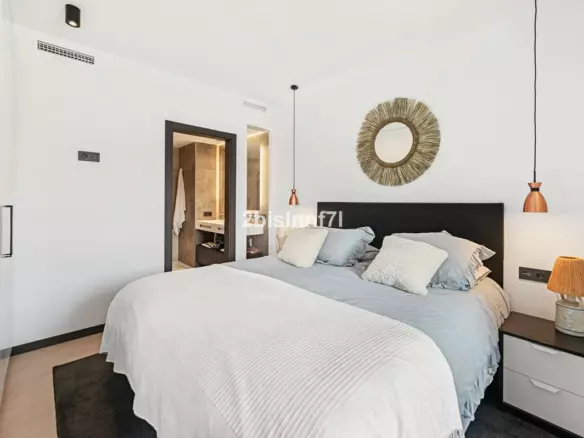 3-bedroom Apartment In Marbella, Spain (98 M²)