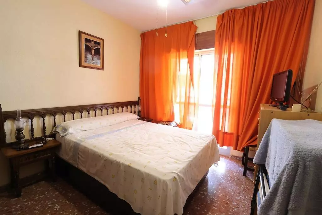 3-bedroom Apartment In Torrevieja, Spain (85 M²)