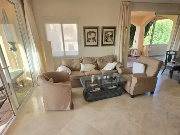 2-bedroom Apartment In Marbella, Spain (173 M²)