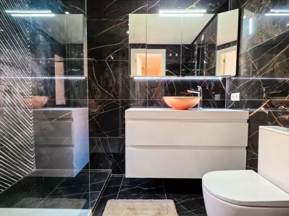 3-bedroom Apartment In Manilva, Spain (138 M²)