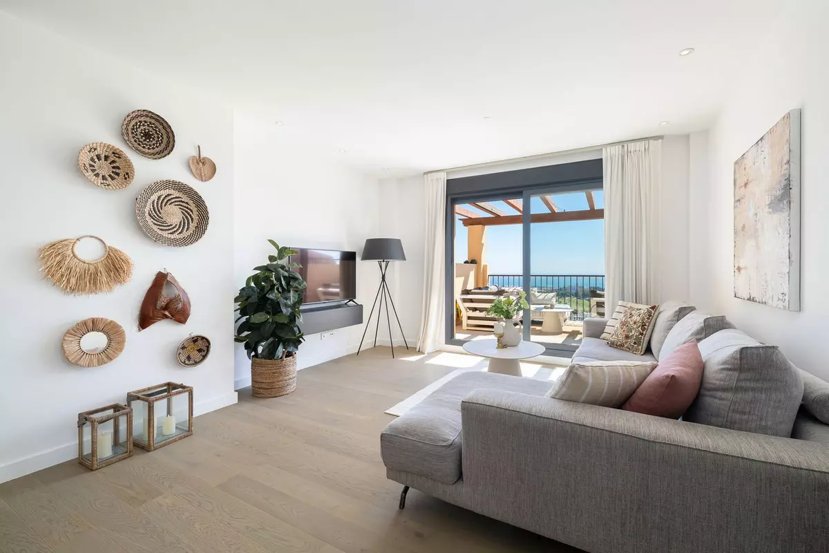 2-bedroom Apartment In Benahavis, Spain (118 M²)