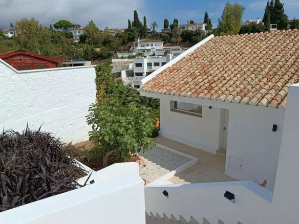 5-bedroom Villa In Mijas, Spain (265 M²)
