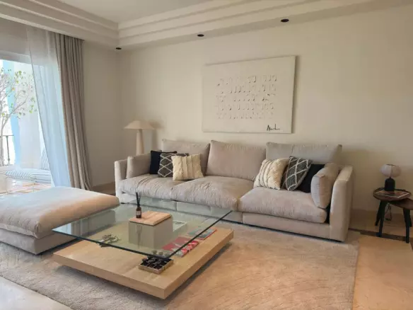 3-bedroom Apartment In Marbella, Spain (178 M²)
