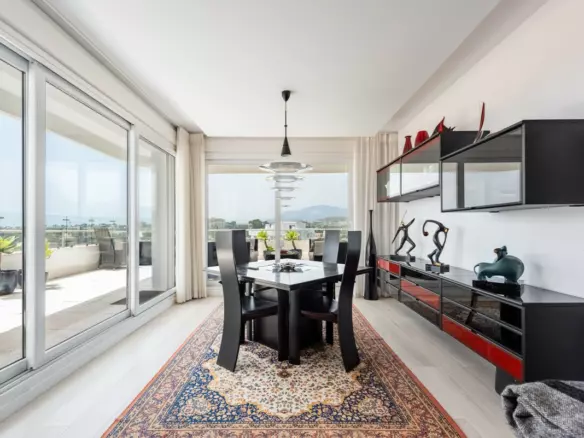 2-bedroom Apartment In Marbella, Spain (173 M²)