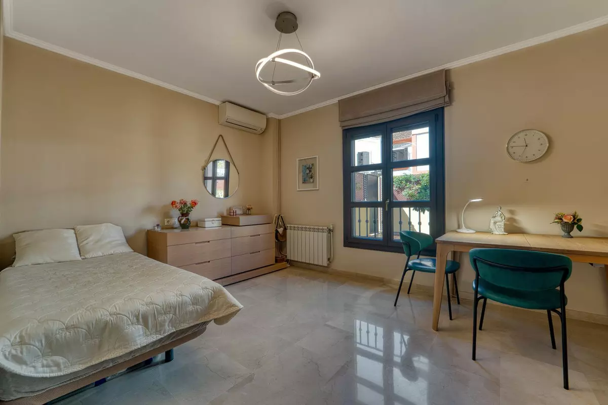 5-bedroom Villa In Marbella, Spain (418 M²)