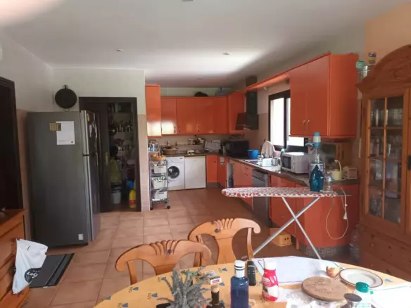 4-bedroom Villa In Casares, Spain (165 M²)