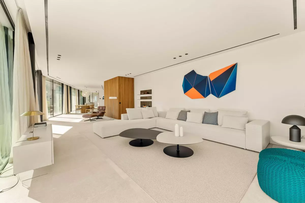 4-bedroom Villa In Calvià, Spain (584 M²)