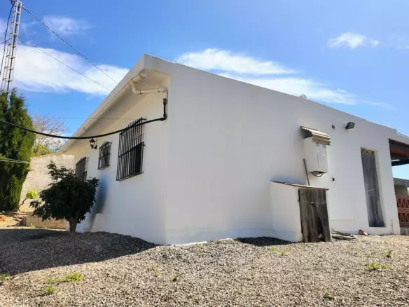 3-bedroom Country House In Pizarra, Spain (89 M²)