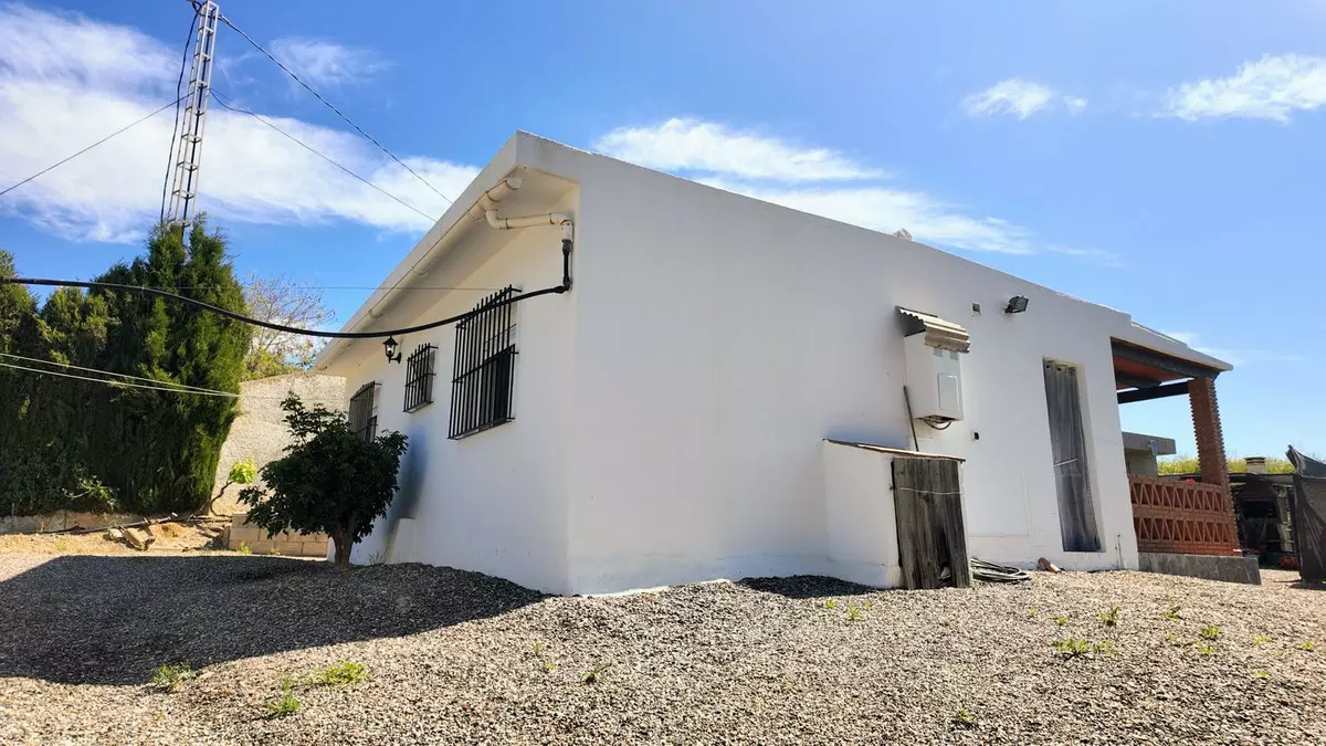 3-bedroom Country House In Pizarra, Spain (89 M²)