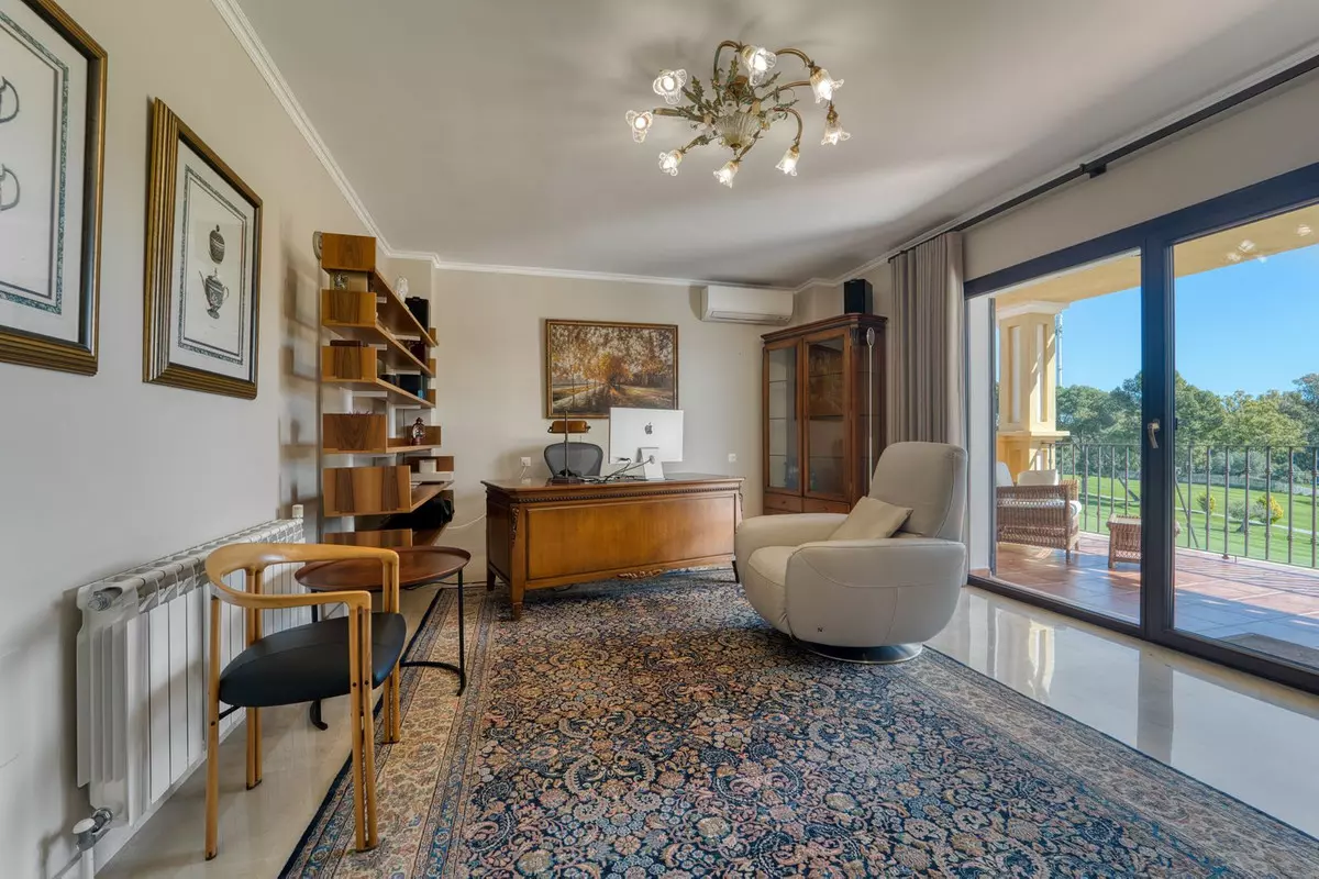 5-bedroom Villa In Marbella, Spain (418 M²)