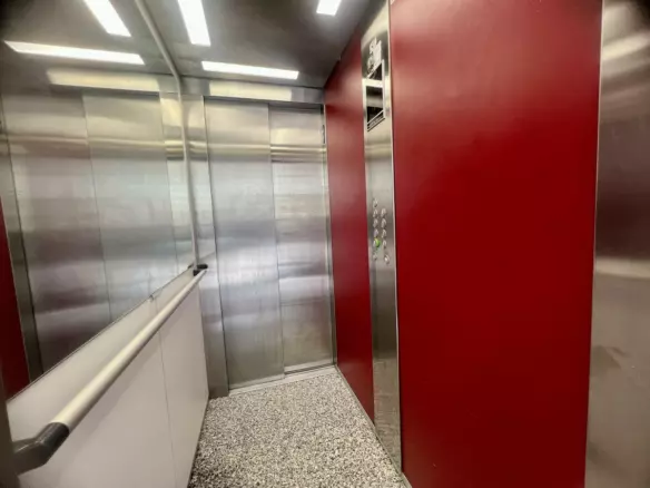 3-bedroom Apartment In Málaga, Spain (90 M²)