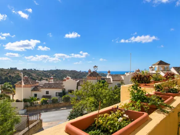 3-bedroom Apartment In Estepona, Spain (134 M²)