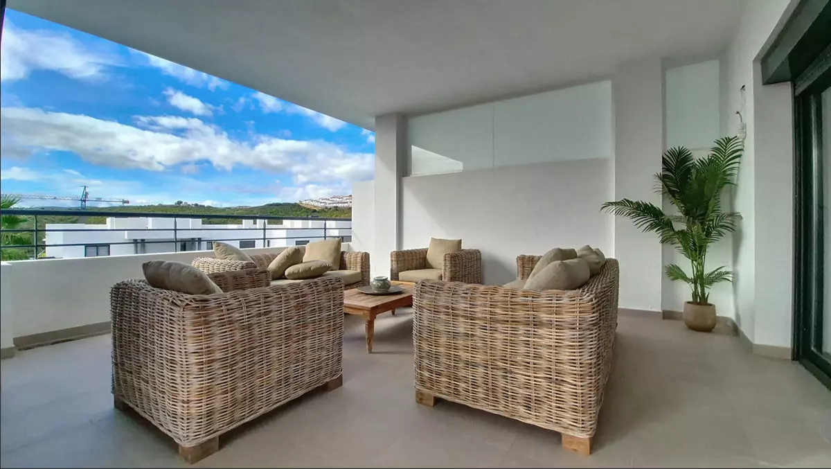 3-bedroom Apartment In Casares, Spain (149 M²)