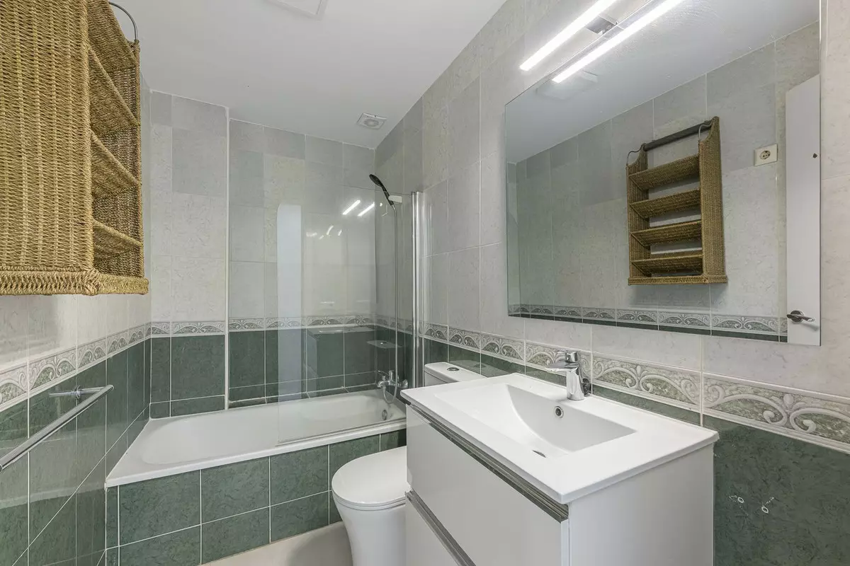 3-bedroom Town House In Estepona, Spain (102 M²)