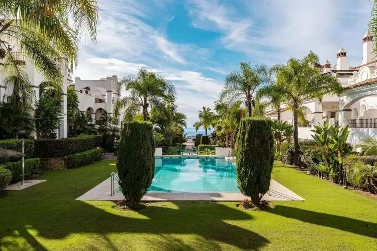 3-bedroom Apartment In Marbella, Spain (180 M²)