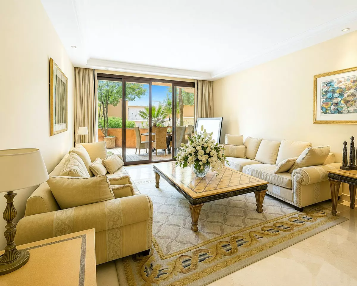 2-bedroom Apartment In Estepona, Spain (201 M²)