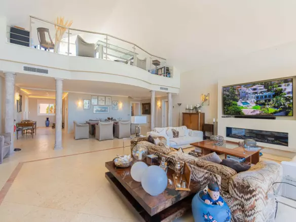3-bedroom Apartment In Marbella, Spain (263 M²)