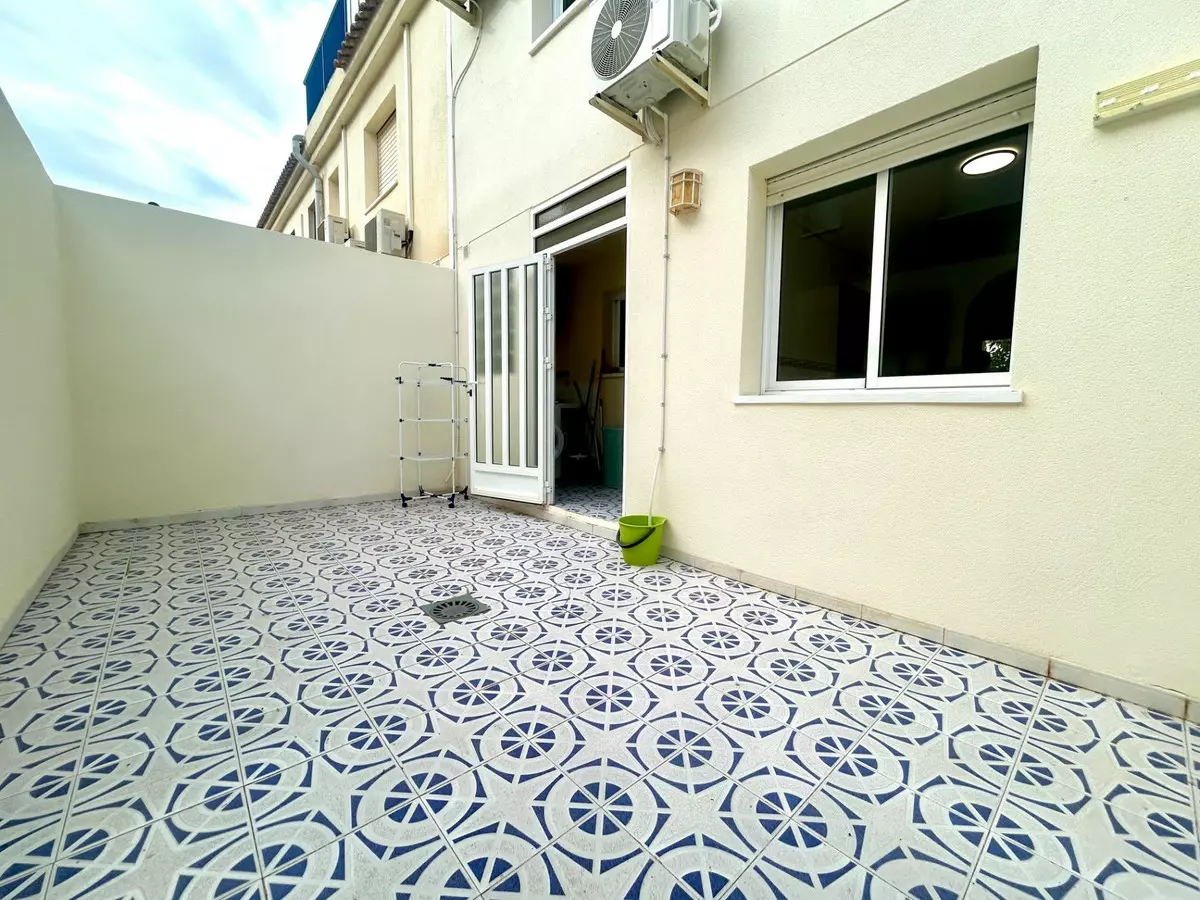 3-bedroom Town House In Orihuela, Spain (105 M²)