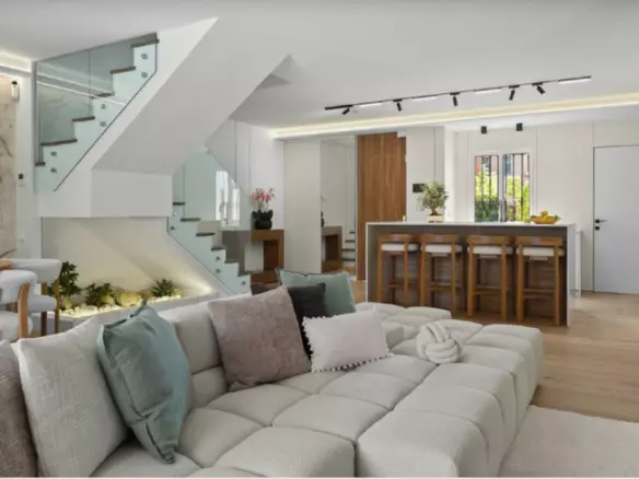 3-bedroom Town House In Marbella, Spain (230 M²)