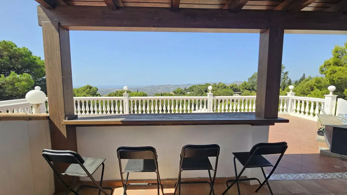 3-bedroom Villa In Mijas, Spain (327 M²)