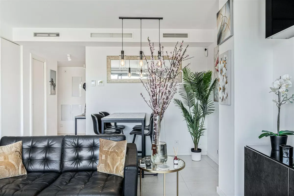 3-bedroom Apartment In Estepona, Spain (125 M²)