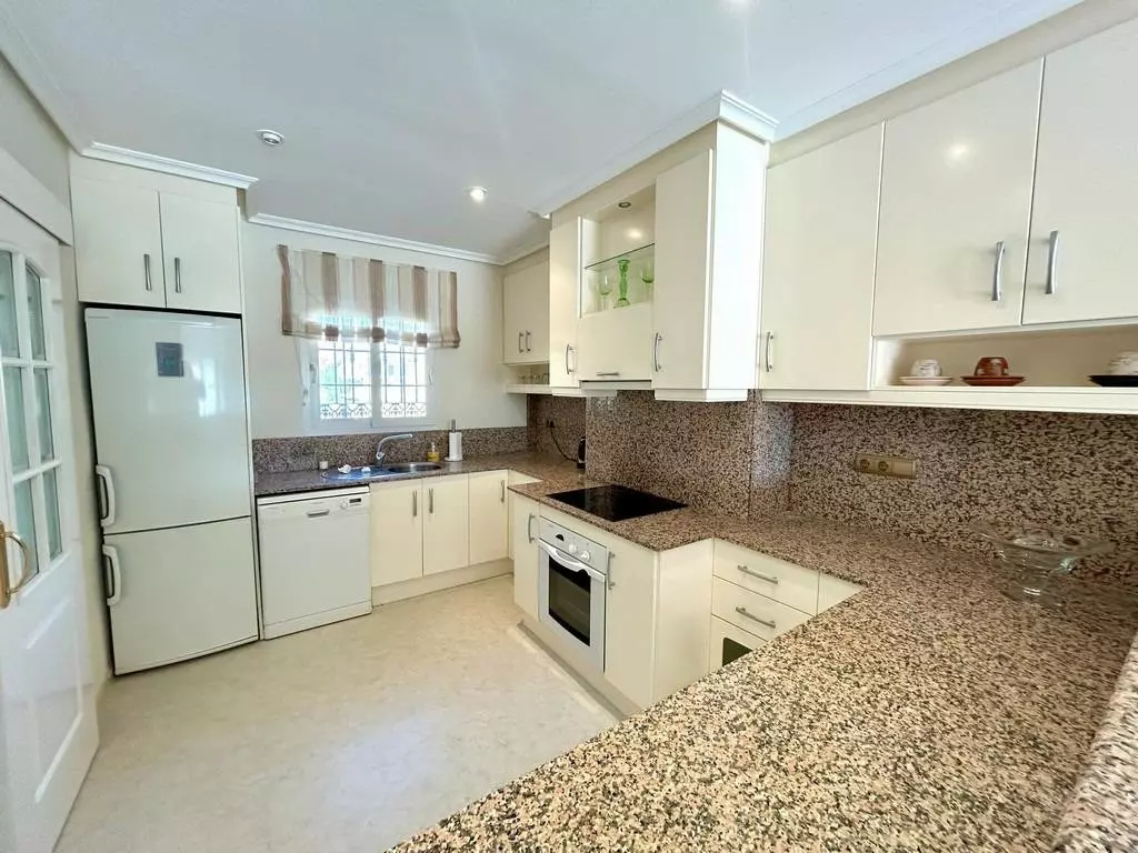 3-bedroom Apartment In Orihuela, Spain (104 M²)
