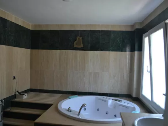 7-bedroom Villa In Alhaurín De La Torre, Spain (635 M²)