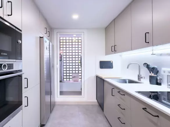 2-bedroom Apartment In Estepona, Spain (92 M²)
