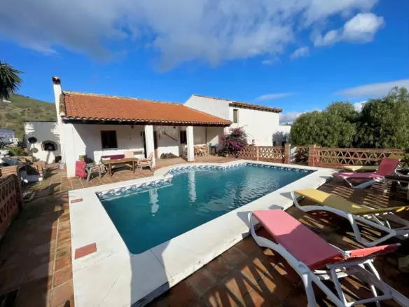 6-bedroom Country House In Álora, Spain (354 M²)