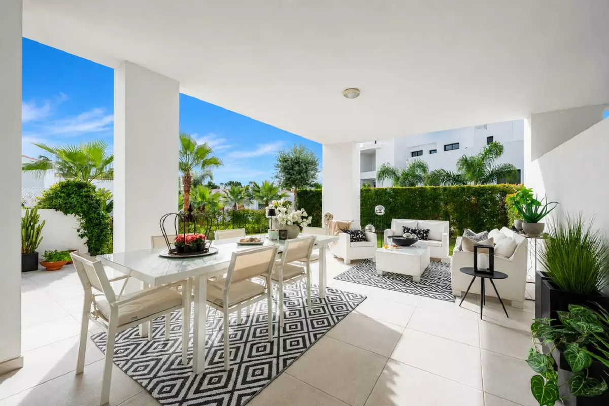 2-bedroom Apartment In Estepona, Spain (112 M²)