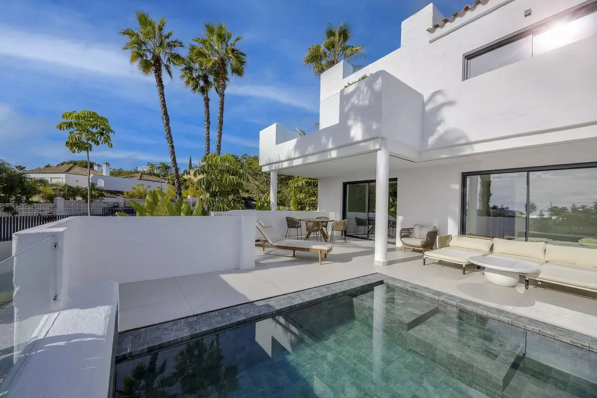 3-bedroom Apartment In Estepona, Spain (269 M²)