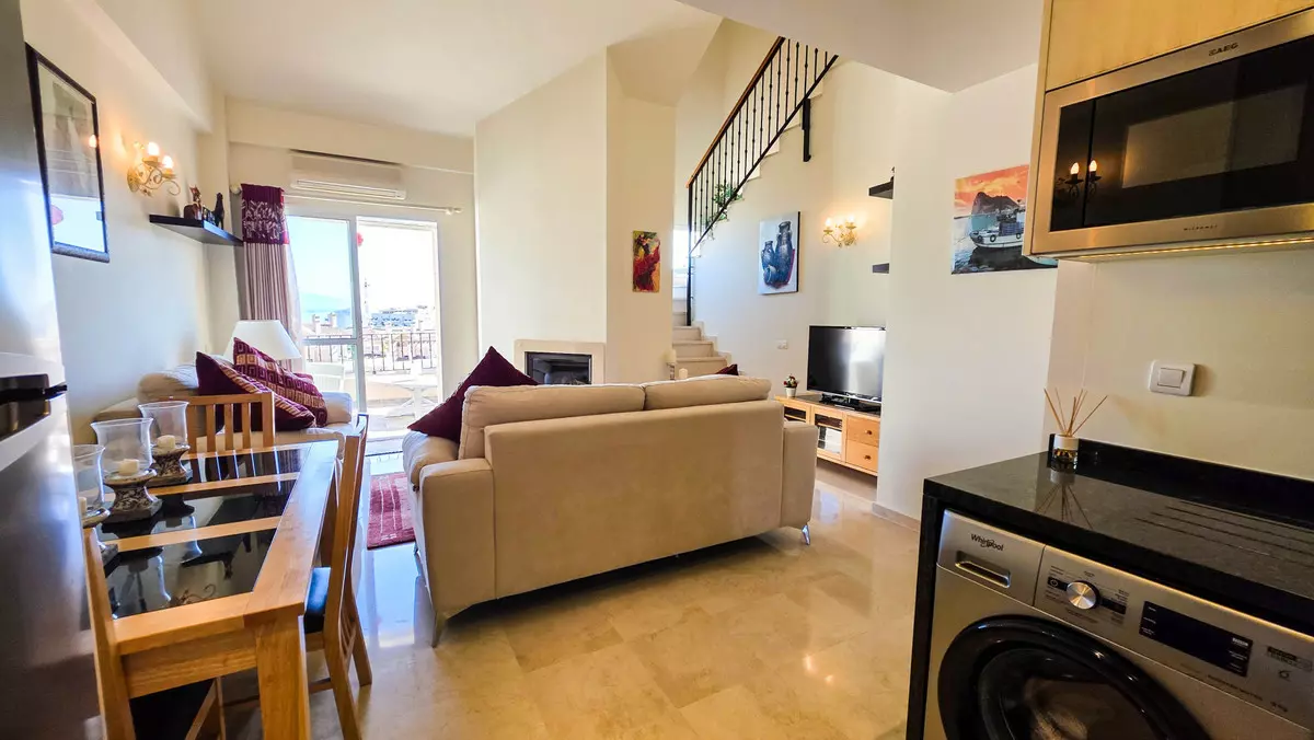 3-bedroom Apartment In Manilva, Spain (184 M²)