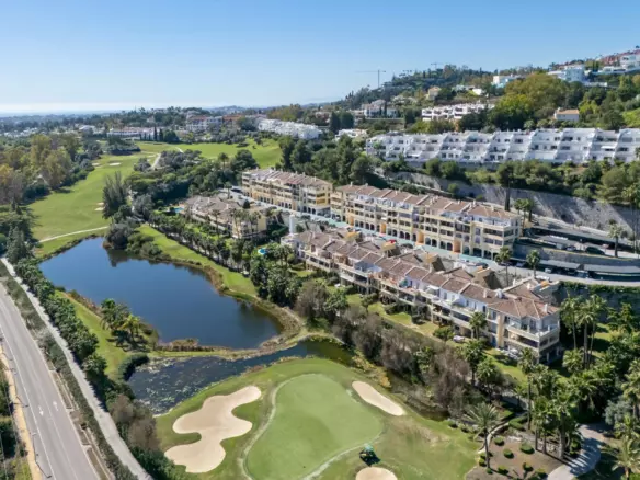3-bedroom Apartment In Benahavis, Spain (100 M²)