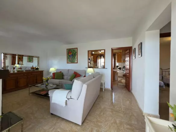 2-bedroom Villa In Estepona, Spain (130 M²)