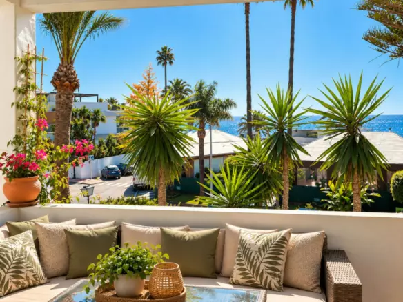 3-bedroom Apartment In Marbella, Spain (130 M²)